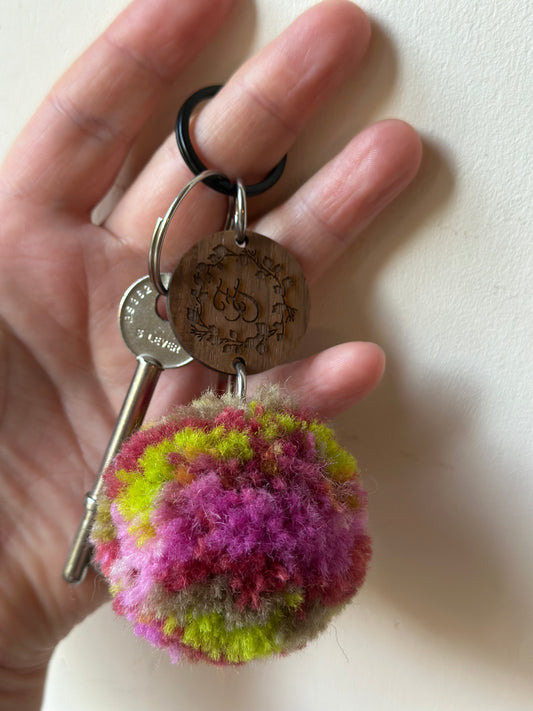 ‘Magnolia’ Pom-Pom Keyring