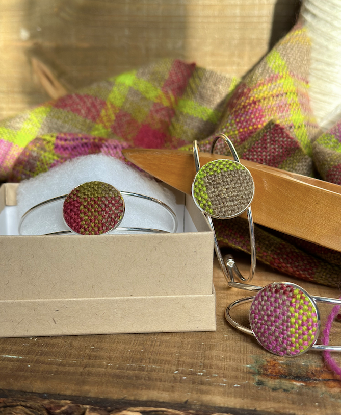 'Magnolia' Plaid Handwoven British Wool Bangles