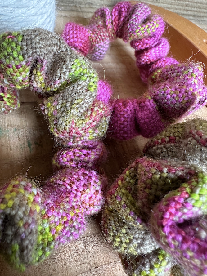 'Magnolia' Plaid Handwoven British Wool Small Scrunchies