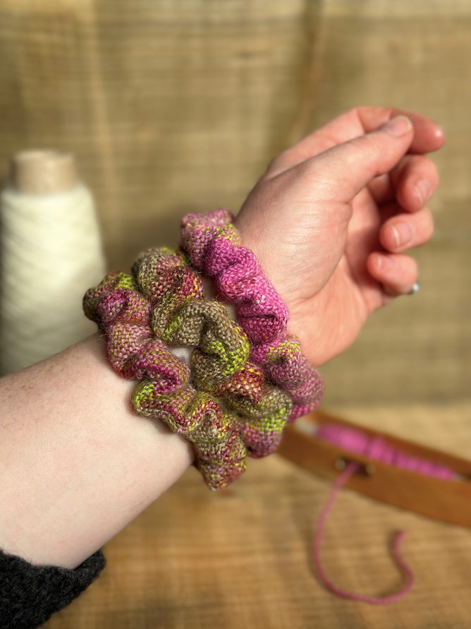 'Magnolia' Plaid Handwoven British Wool Small Scrunchies