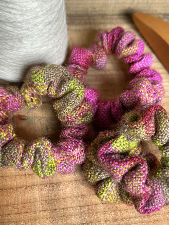 'Magnolia' Plaid Handwoven British Wool Small Scrunchies