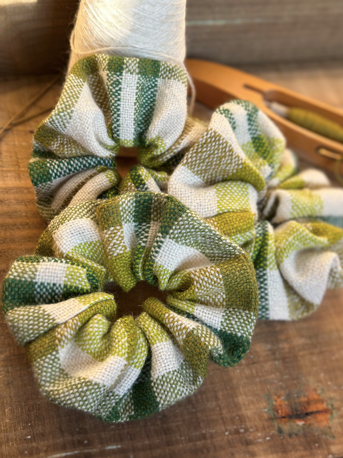 'Snowdrop' Plaid Handwoven British Wool Scrunchies