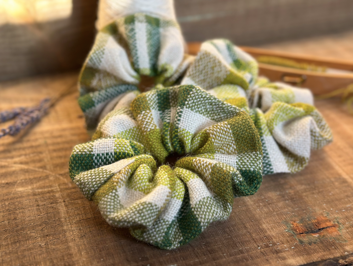 'Snowdrop' Plaid Handwoven British Wool Scrunchies
