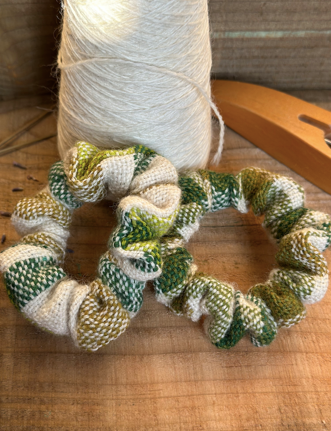 'Snowdrop' Plaid Handwoven British Wool Small Scrunchies